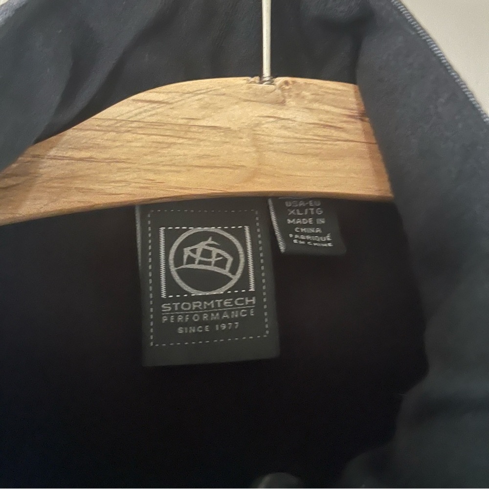 Mens XL stormtech rain jacket NEW! - Picture 2 of 3